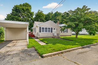 458 Orswell St, Fall River, MA 02721