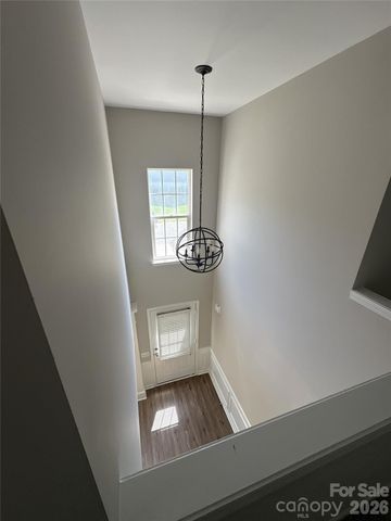 7519 Eurostar Drive, Charlotte, NC 28213