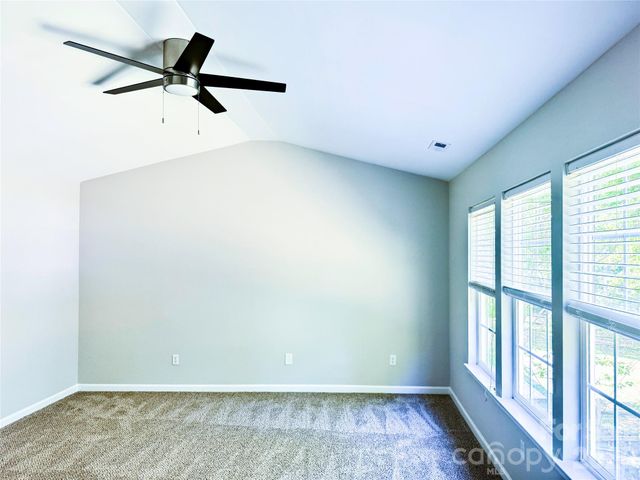 7519 Eurostar Drive, Charlotte, NC 28213