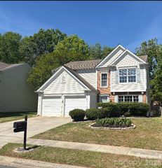 7519 Eurostar Drive, Charlotte, NC 28213