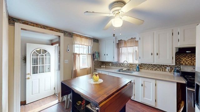 14 Jones Ave, Pawtucket, RI 02861