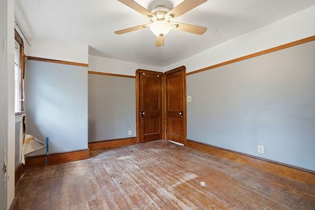 8 Jefferson Ave, Taunton, MA 02780