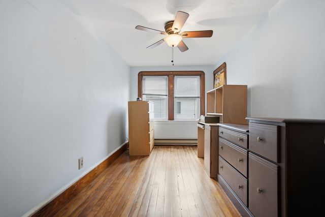 8 Jefferson Ave, Taunton, MA 02780