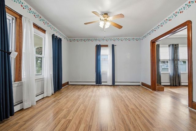 8 Jefferson Ave, Taunton, MA 02780