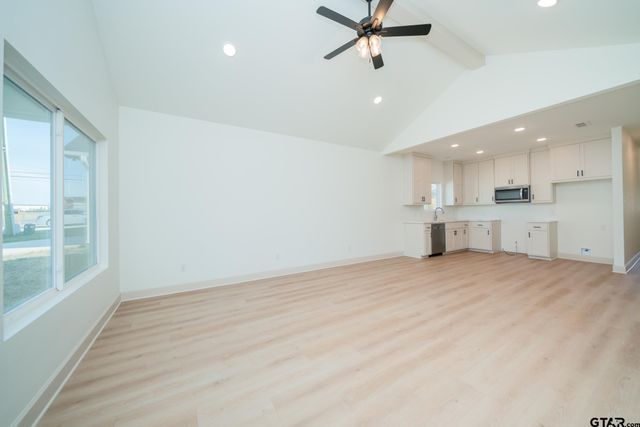 392 Alexander Street, Kilgore, TX 75662