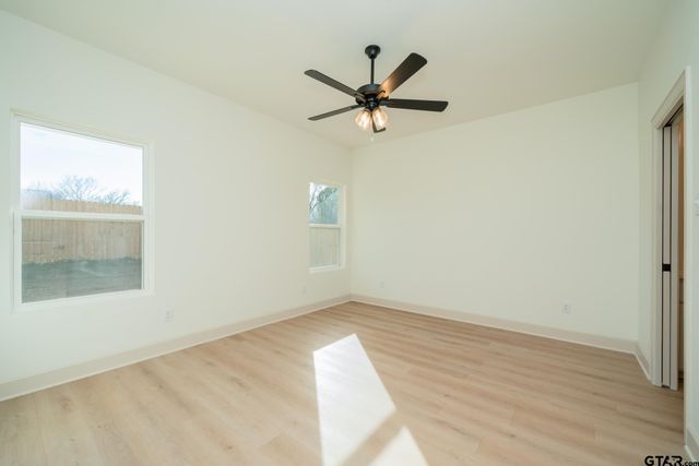 392 Alexander Street, Kilgore, TX 75662