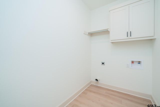 392 Alexander Street, Kilgore, TX 75662