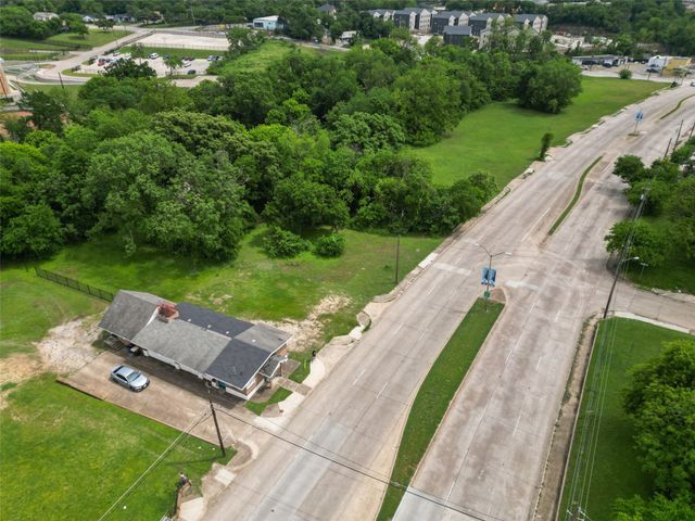 654 S Corinth Street Road, Dallas, TX 75203