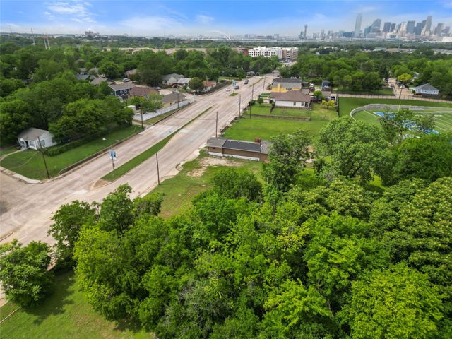 654 S Corinth Street Road, Dallas, TX 75203