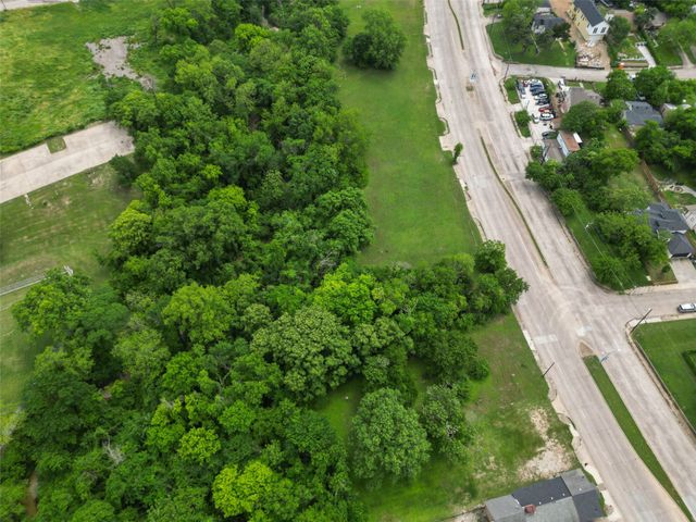 654 S Corinth Street Road, Dallas, TX 75203