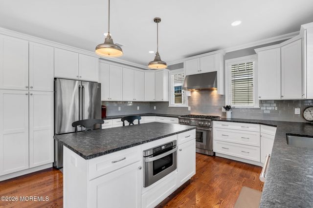 92 Church Street, Manasquan, NJ 08736