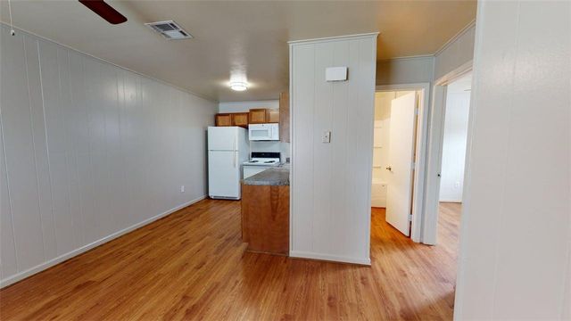 206 Lynn Drive C, Bryan, TX 77801