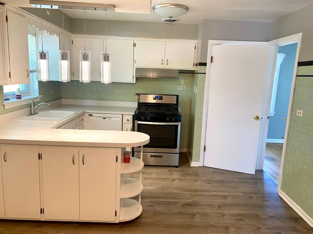 9101 Tulley Avenue, Oak Lawn, IL 60453