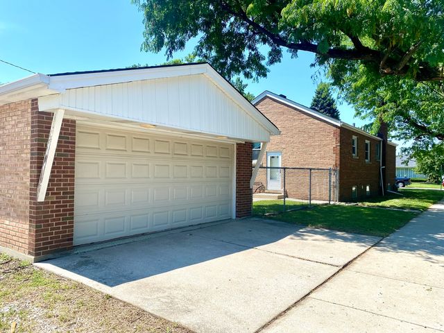 9101 Tulley Avenue, Oak Lawn, IL 60453