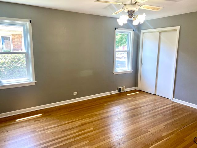 9101 Tulley Avenue, Oak Lawn, IL 60453