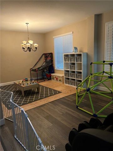 23458 Karen Place, Murrieta, CA 92562