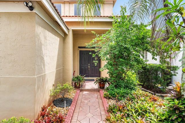 1325 Camellia Circle, Weston, FL 33326
