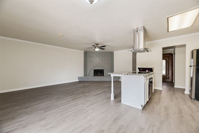 5612 Pearce Street, The Colony, TX 75056