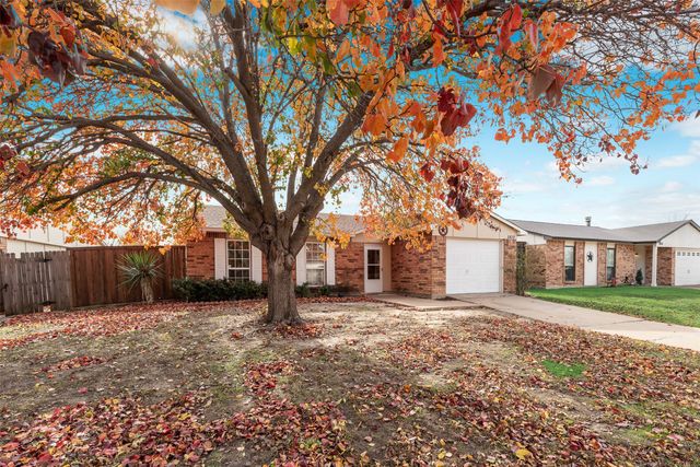 5612 Pearce Street, The Colony, TX 75056