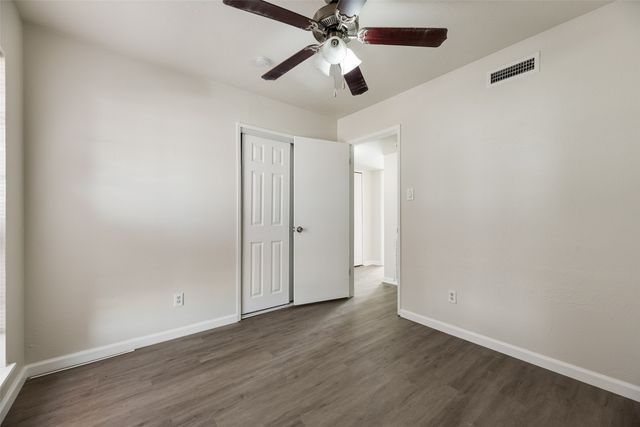 5612 Pearce Street, The Colony, TX 75056