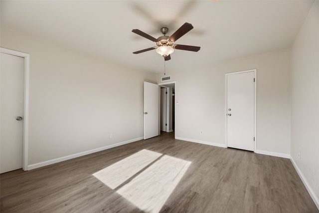 5612 Pearce Street, The Colony, TX 75056