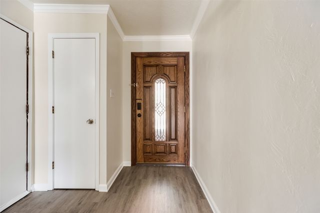 5612 Pearce Street, The Colony, TX 75056