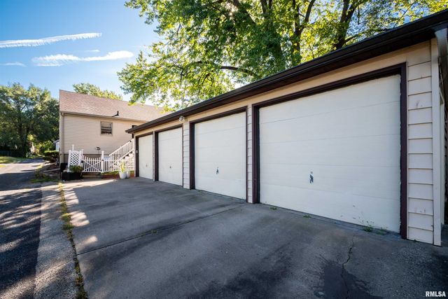 2809 N MISSOURI Avenue, Peoria, IL 61603