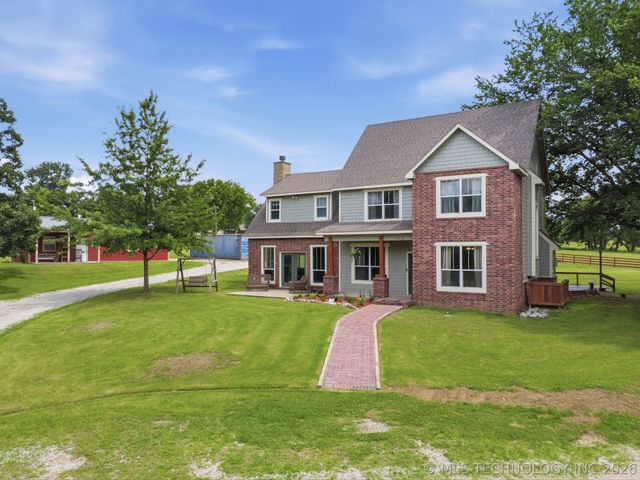 14252 E Lake Drive, Claremore, OK 74017