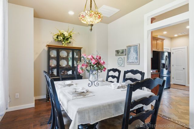 14252 E Lake Drive, Claremore, OK 74017