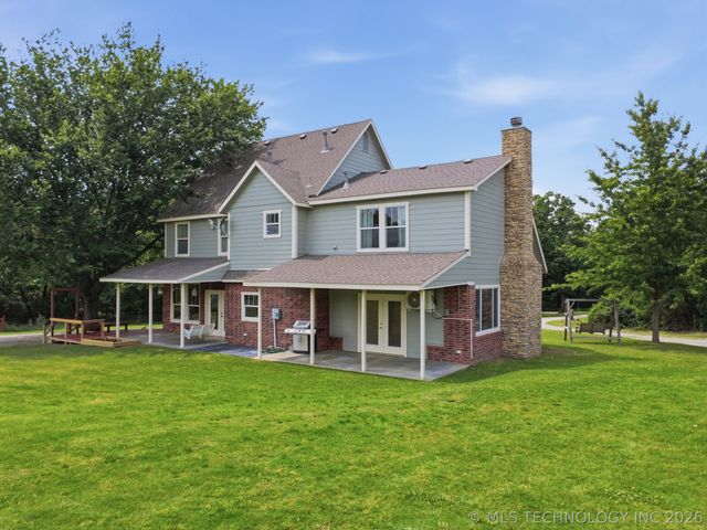 14252 E Lake Drive, Claremore, OK 74017