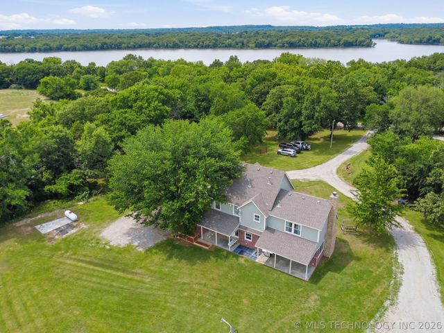 14252 E Lake Drive, Claremore, OK 74017