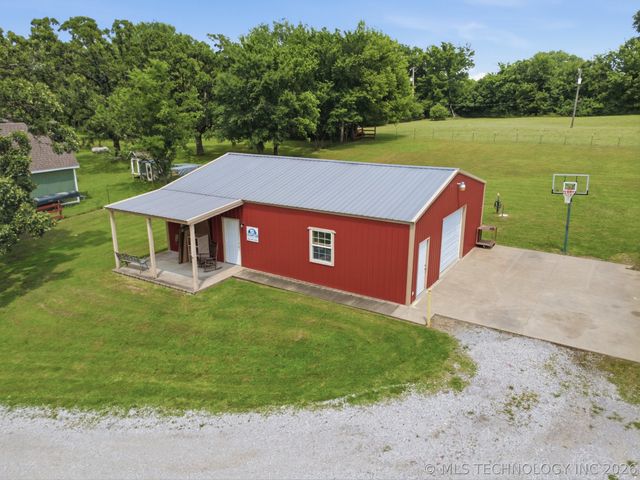 14252 E Lake Drive, Claremore, OK 74017