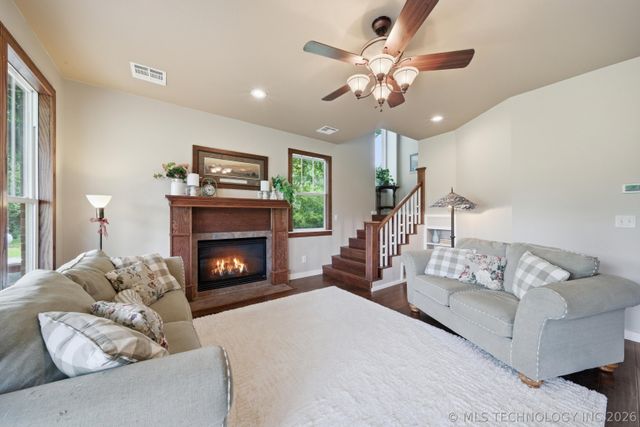 14252 E Lake Drive, Claremore, OK 74017