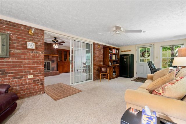 4475 Campton Road, Stanton, KY 40380