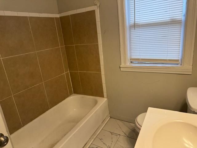 1898 E MCLEMORE AVE, Memphis, TN 38114