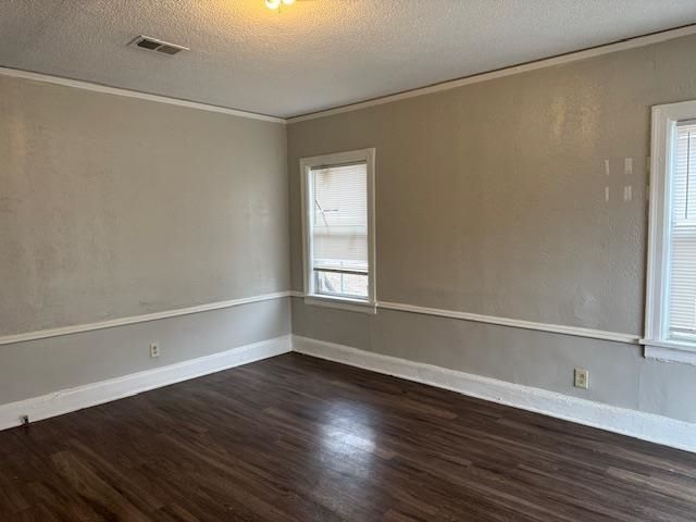 1898 E MCLEMORE AVE, Memphis, TN 38114