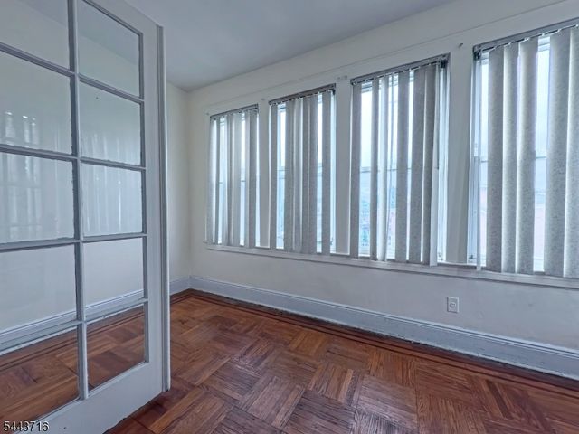 69 Wagner Pl, Irvington Twp., NJ 07111