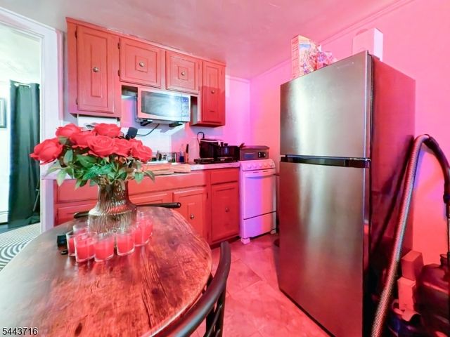 69 Wagner Pl, Irvington Twp., NJ 07111