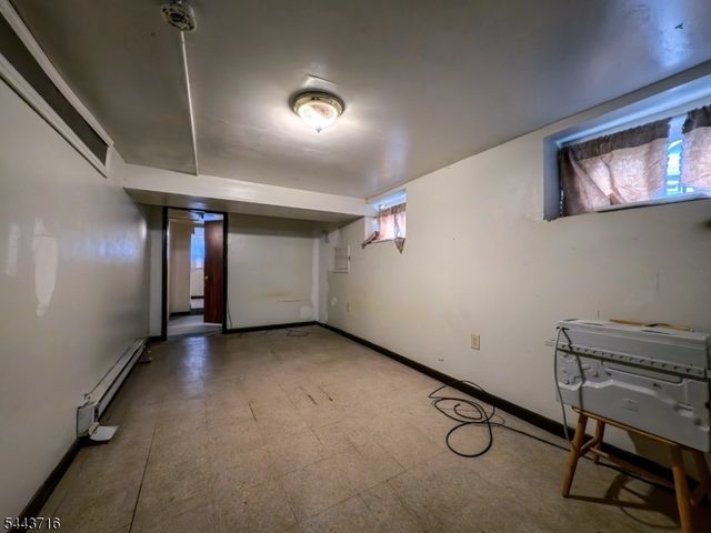 69 Wagner Pl, Irvington Twp., NJ 07111