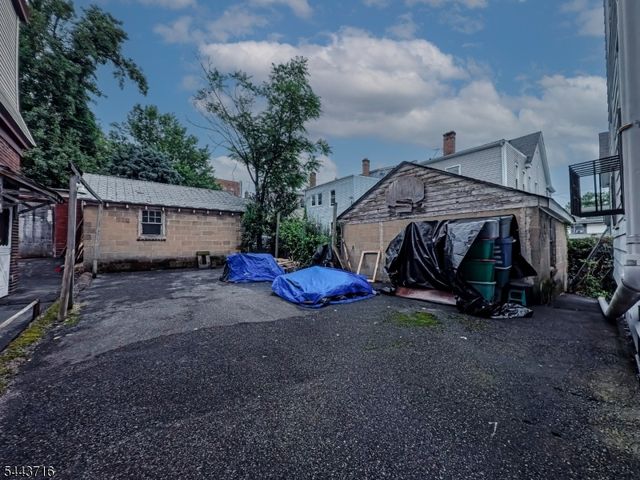 69 Wagner Pl, Irvington Twp., NJ 07111