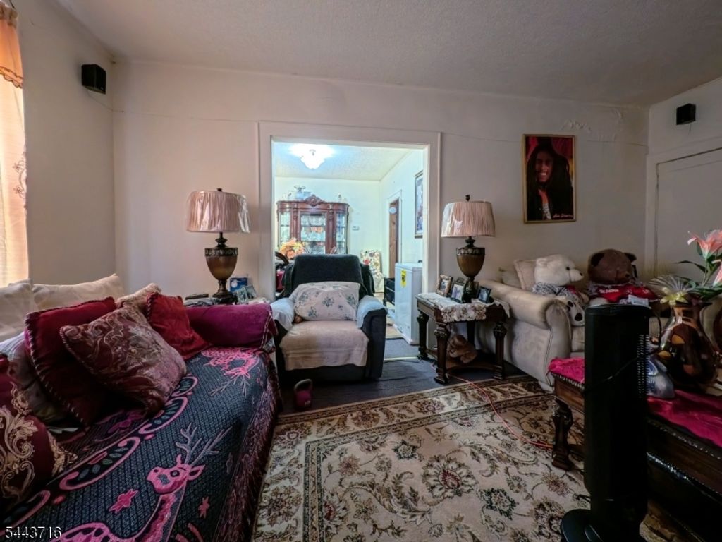 69 Wagner Pl, Irvington Twp., NJ 07111 — photo 3