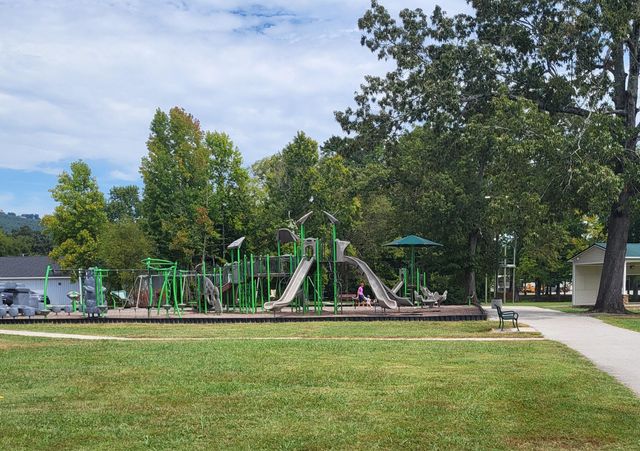 11305 Cape View, Soddy Daisy, TN 37379