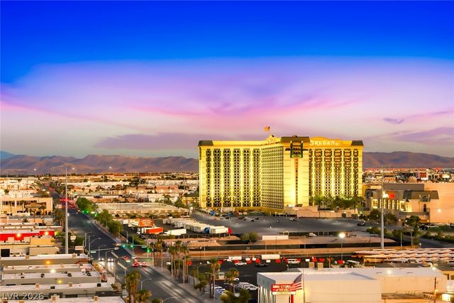 4381 West Flamingo Road 1221, Las Vegas, NV 89103