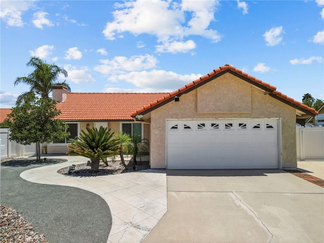 29620 Calle Edmundo, Menifee, CA 92586