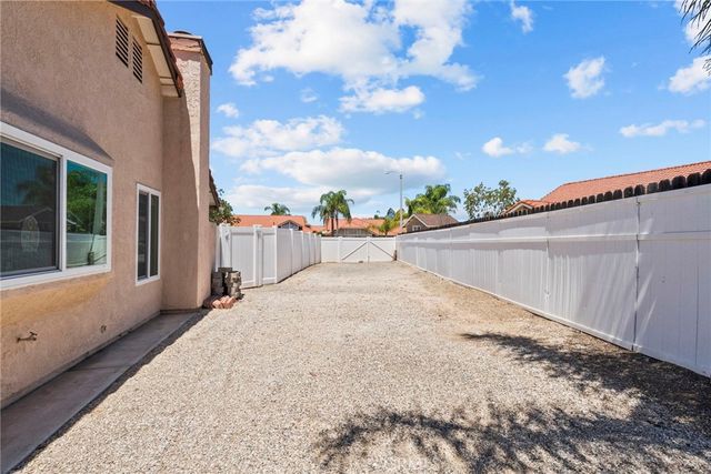 29620 Calle Edmundo, Menifee, CA 92586