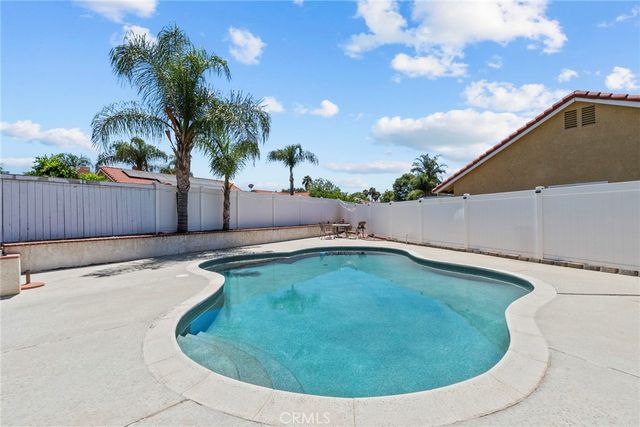 29620 Calle Edmundo, Menifee, CA 92586