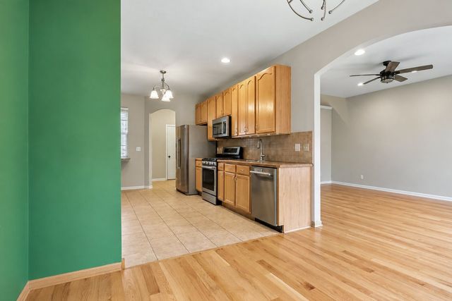 664 W Kristina Lane, Round Lake, IL 60073