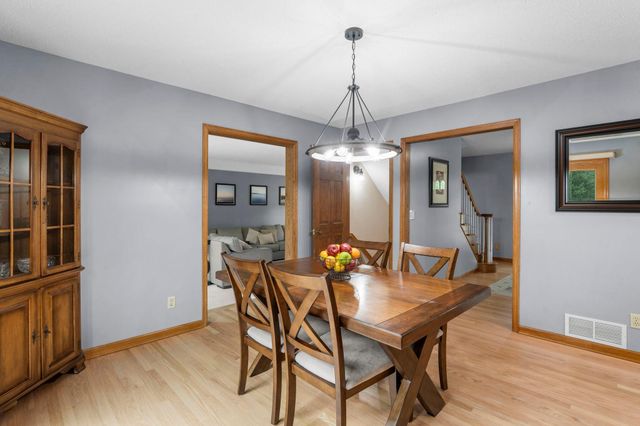 7640 Bowman Court, Inver Grove Heights, MN 55076