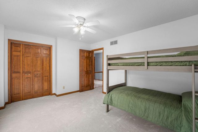 7640 Bowman Court, Inver Grove Heights, MN 55076