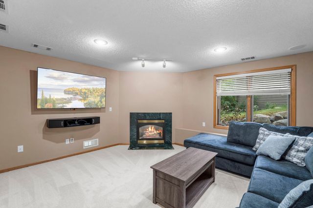 7640 Bowman Court, Inver Grove Heights, MN 55076